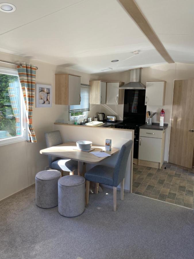 Delightful At River Valley Near Holiday home *